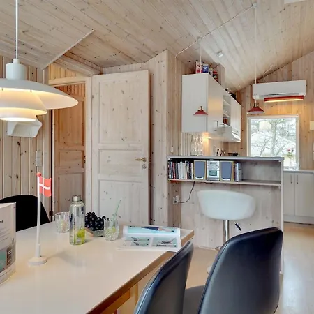 Feriehus Halla - 200m To The Fjord By Interhome
